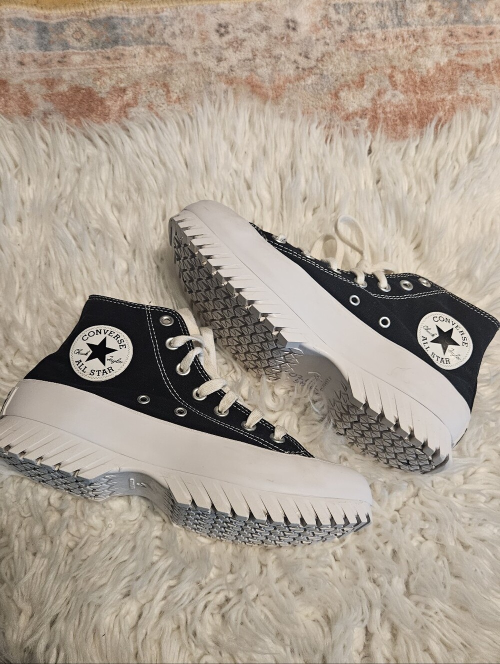 Converse Chuck Taylor All Star Hi Lugged Sneaker - Black